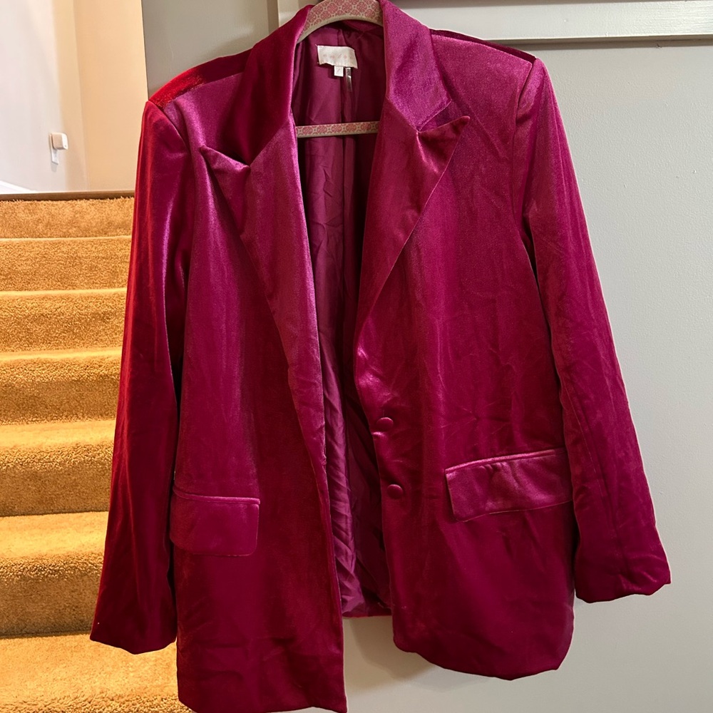 Elegant Velvet Blazer in Rich Pink